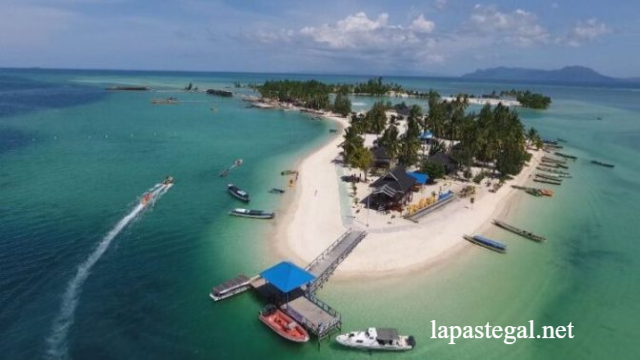 Rekomendasi Wisata Pantai Terindah di Kendari Sulawesi Tenggara
